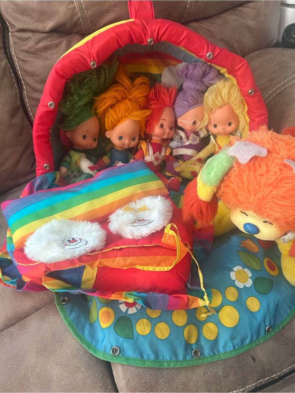 Rainbow Brite Colour Cottage Playset Includes 5 Dolls, puppy Brite and more